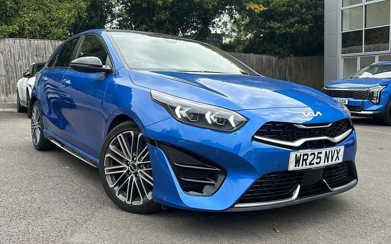 Used 2025 Kia Ceed GT-Line S Hatchback | £25,990 (Expensive) - Image 1/4