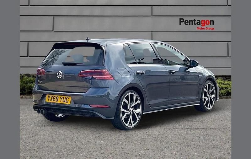 Used VW Golf VII GTD 180 HP (132 kW) 2019 Blue Hatchback