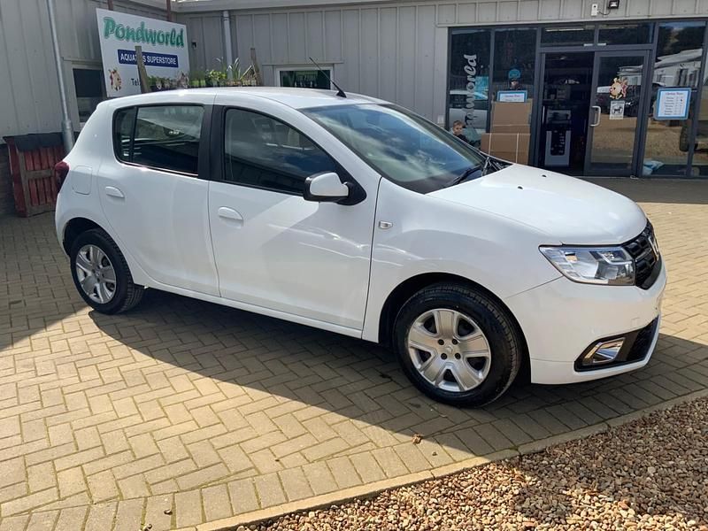 Gebraucht Dacia Sandero Comfort 2019 Weiß Kleinwagen