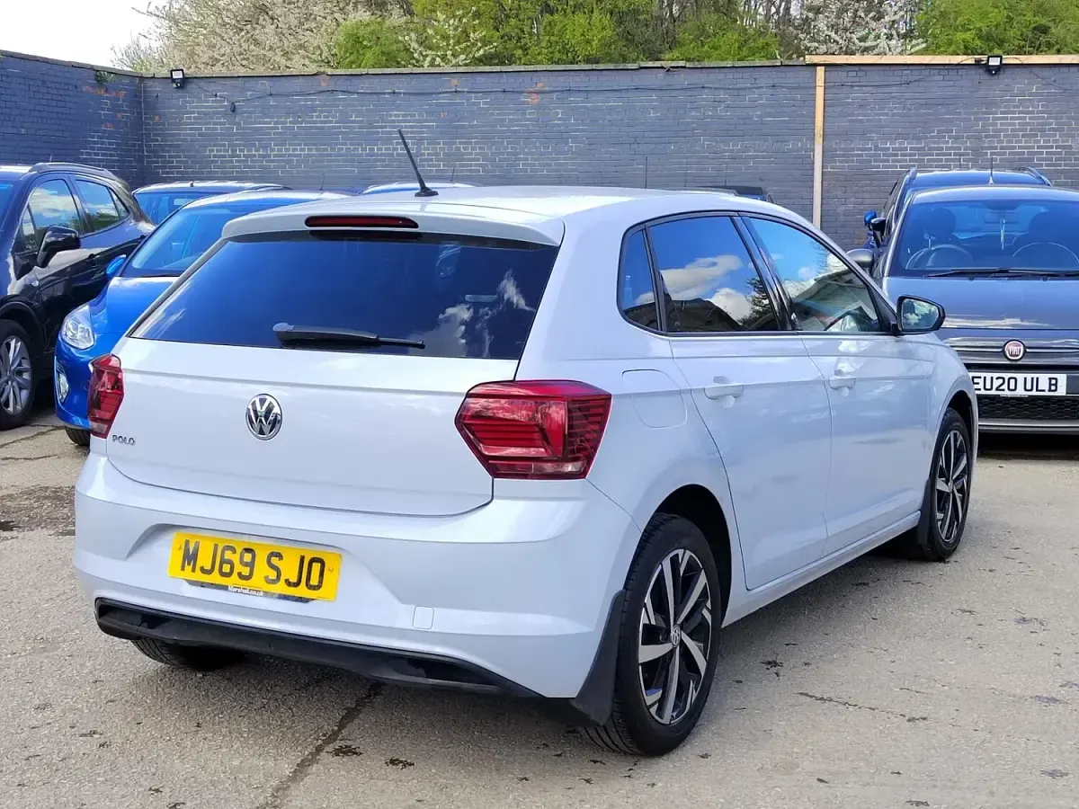 Used VW Polo Beats 94 HP (69 kW) 2019 Silver Hatchback