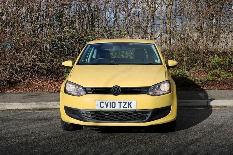 Used VW Polo SE 85 HP (62 kW) 2010 Yellow Hatchback