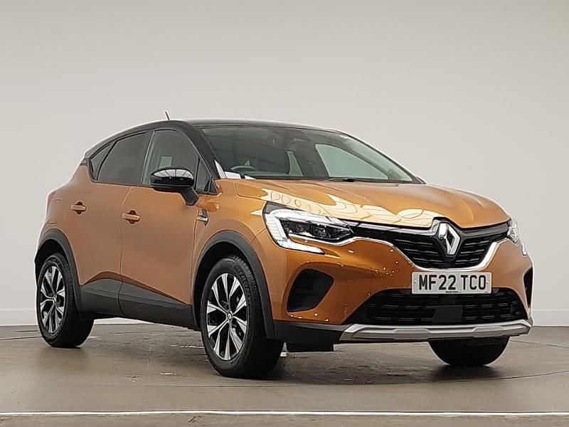 Choice of colours Used 2022 Renault Captur LIMITED SUV | £13,998 (A bit pricey) - Image 1/4