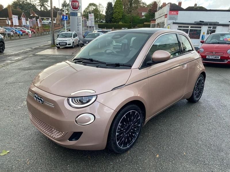 New Fiat 500e La Prima 2025 Hatchback