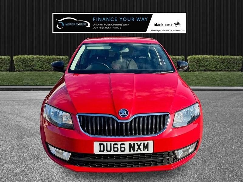 Used Skoda Octavia SE 150 HP (110 kW) 2016 Red Hatchback