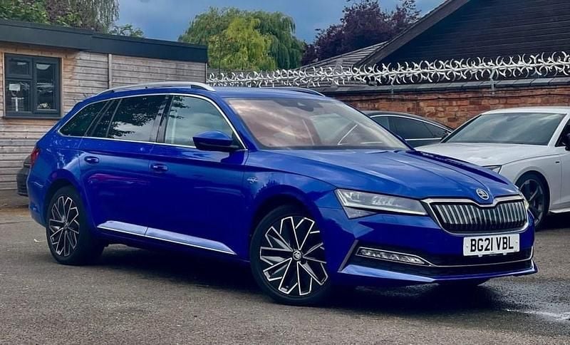 Blue Used 2021 Skoda Superb LAURIN & KLEMENT Estate | £13,900 (Fair price) - Image 1/4