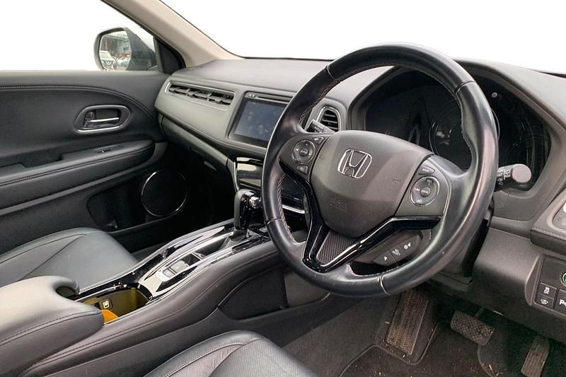 Used Honda HR-V EX 130 HP (95 kW) 2019 Silver SUV