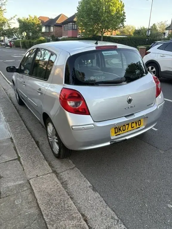 Used Renault Clio II 2007 Grey Sedan