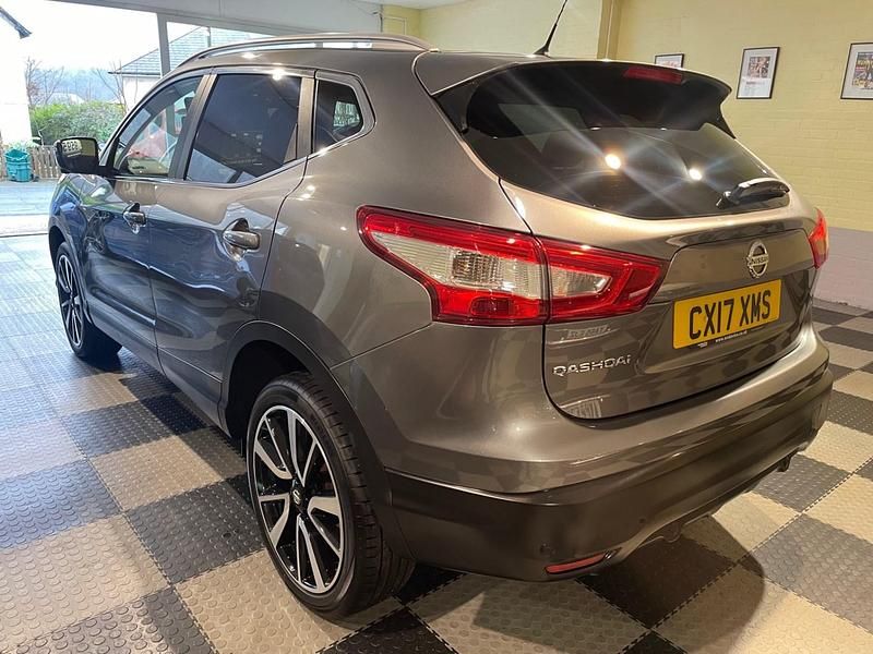 Used Nissan Qashqai Tekna 2017 Grey SUV