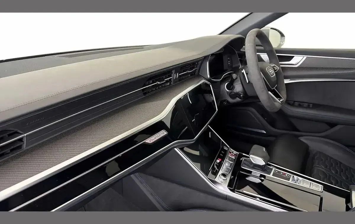 Used Audi RS6 Performance 620 HP (456 kW) 2024 Black Estate