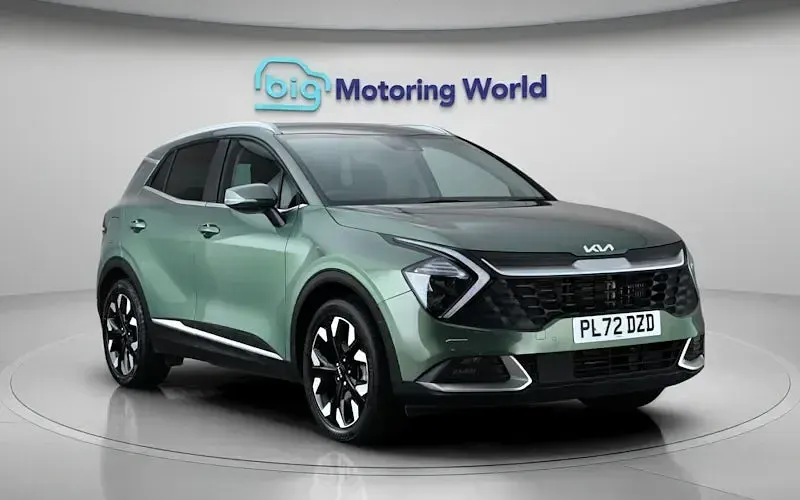 Used Kia Sportage 265 HP (194 kW) 2023 Green SUV