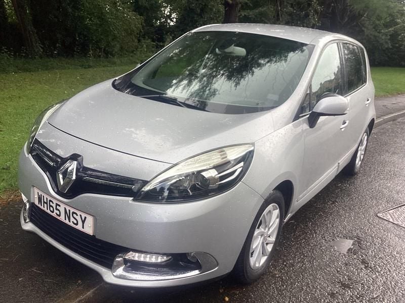 Silver Used 2016 Renault Scénic III Dynamique MPV | £4,390 (Fair price) - Image 1/4