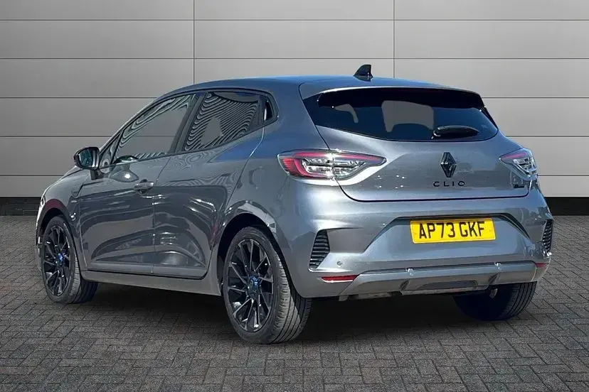 Used Renault Clio Esprit Alpine 140 HP (102 kW) 2023 Grey Hatchback