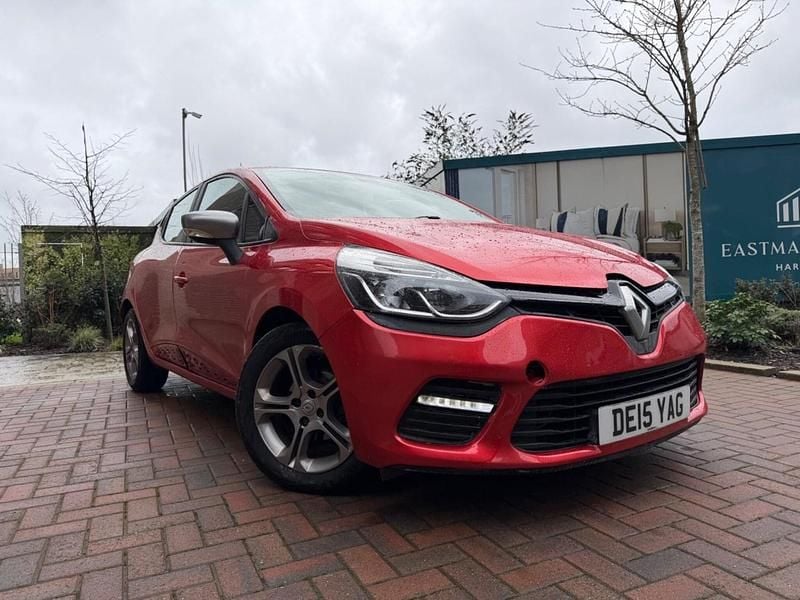 Used Renault Clio IV Dynamique 2015 Red Hatchback
