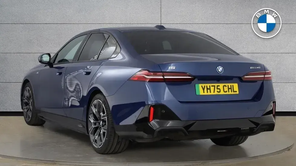 Used BMW i5 M Sport 246 kW (335 HP) 2025 Blue
