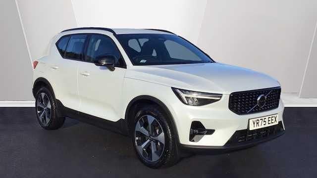 New 2026 Volvo XC40 Plus SUV | £34,500 (Super price) - Image 1/3