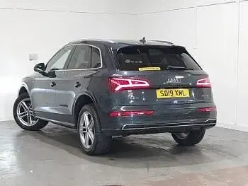 Used Audi Q5 S-Line 190 HP (139 kW) 2019 Grey SUV