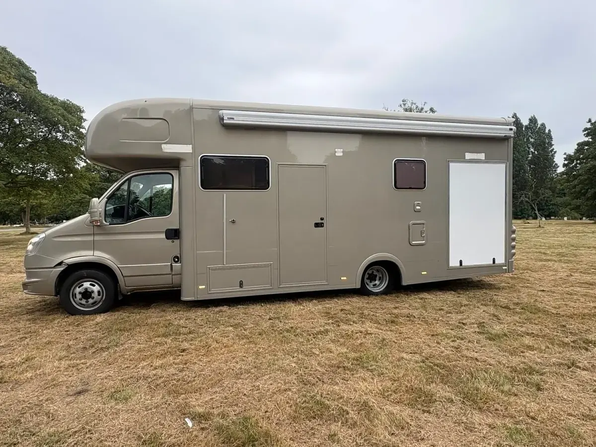 Used Iveco Daily 2007 Silver MPV
