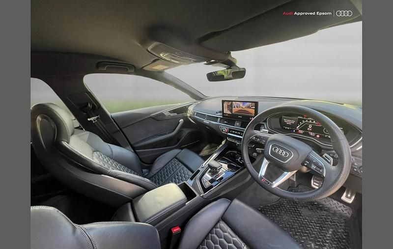 Used Audi RS4 Design 444 HP (326 kW) 2023 Black Estate