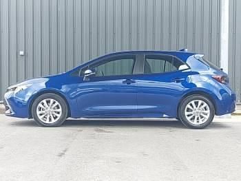 Usado Toyota Corolla 140 HP (102 kW) 2023 Azul Citadino