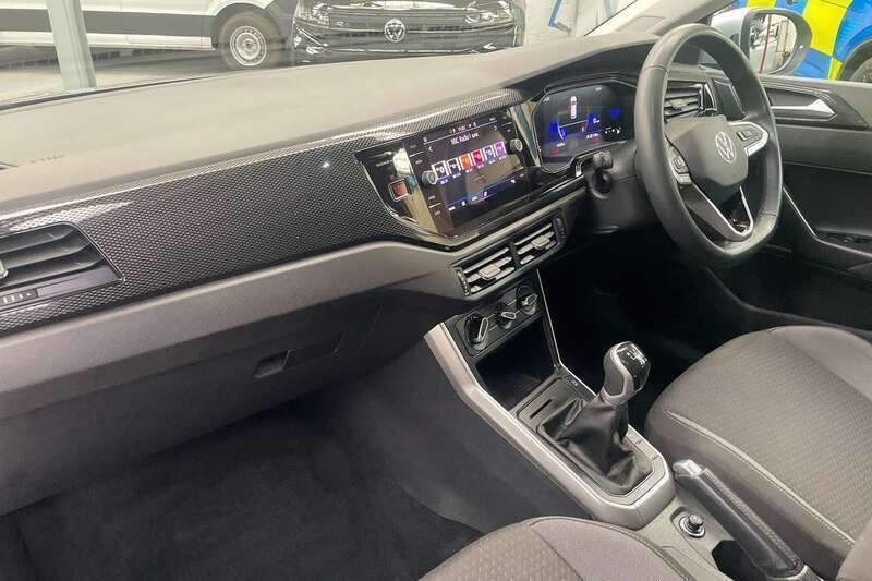 Image 2/4