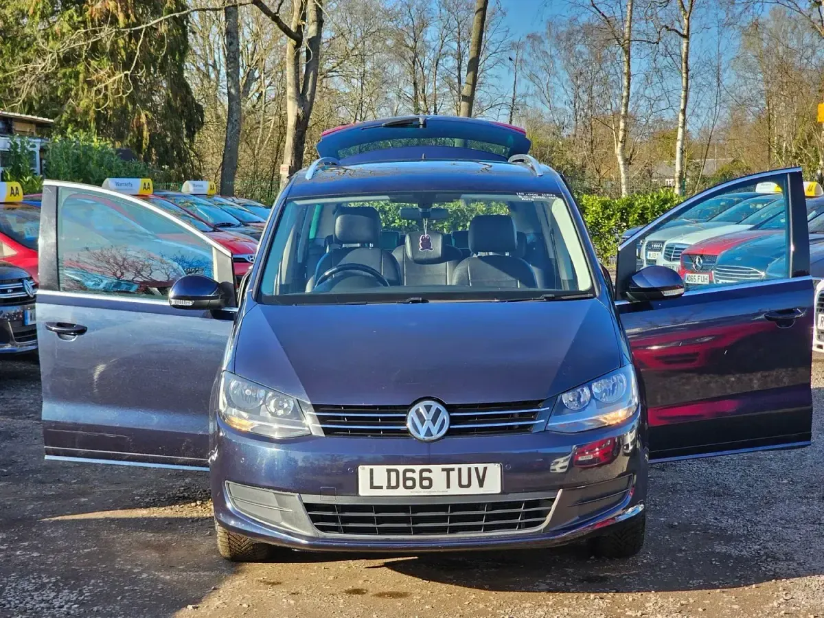 Usado VW Sharan SE 177 HP (130 kW) 2016 Azul Monovolume