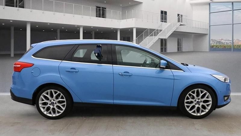 Used Ford Focus Titanium X 150 HP (110 kW) 2017 Candy blue Estate