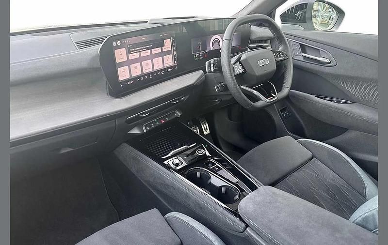 Ny Audi Q3 Advanced 267 HK (196 kW) 2026 Vit SUV