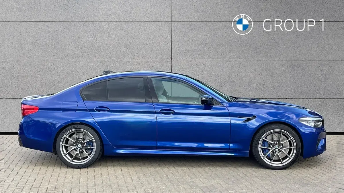 Usado BMW M5 Comfort Edition 600 CV (441 kW) 2018 Azul Berlina