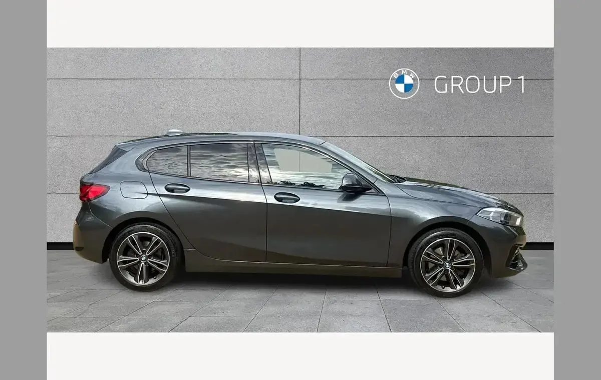 Used BMW 118 Sport Line 134 HP (98 kW) 2021 Grey Hatchback
