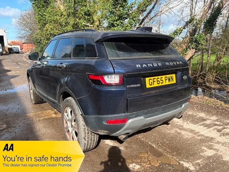 Used Land Rover Range Rover evoque SE 2015 Blue Estate