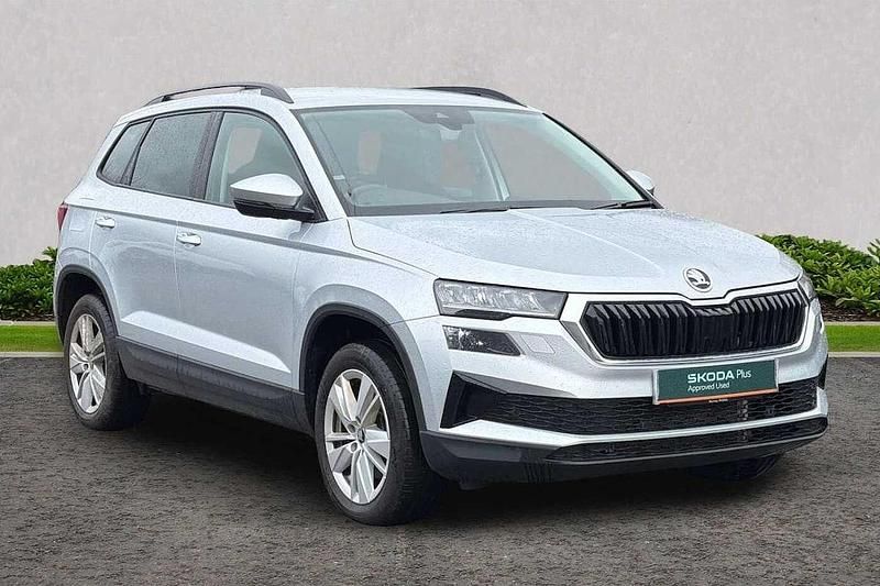 Used Skoda Karoq SE 148 HP (108 kW) 2025 Brilliant silver metallic SUV