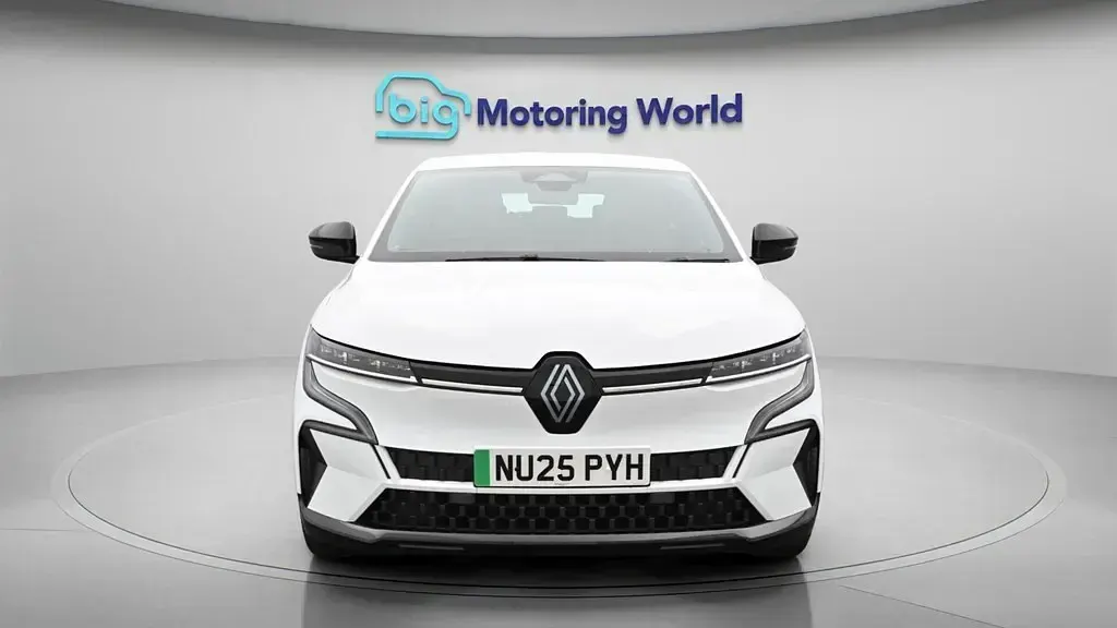 Used Renault Megane E-Tech Evolution 161 kW (220 HP) 2025 Hatchback