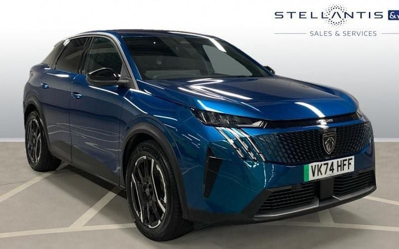 Blue Used 2024 Peugeot e-3008 Allure SUV | £24,576 - Image 1/4