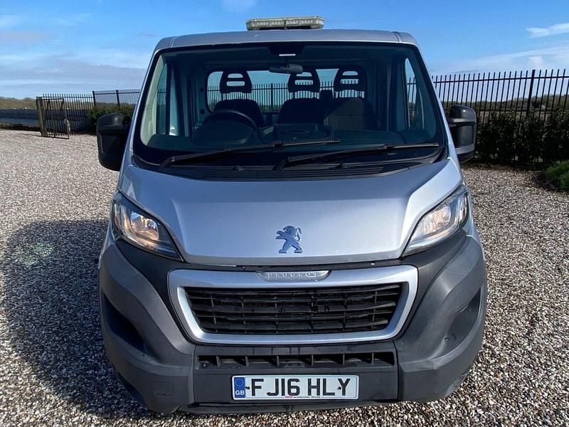 Used Peugeot Boxer 130 HP (95 kW) 2016 Silver Van
