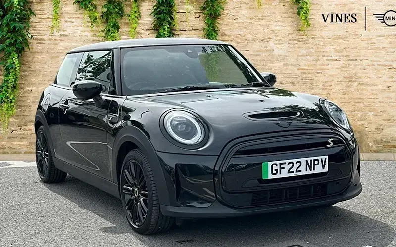 Used Mini Cooper Level 2 135 kW (184 HP) 2023 Hatchback