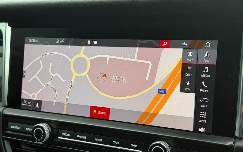 Used Porsche Macan Turbo 441 HP (324 kW) 2020 SUV