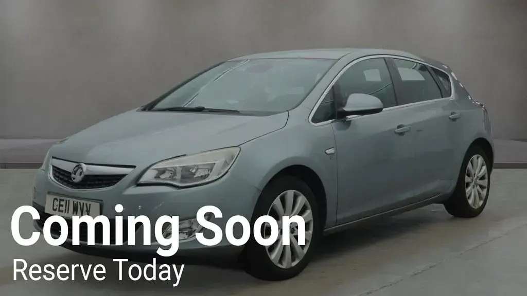 Used Vauxhall Astra Elite 2011 Silver Hatchback