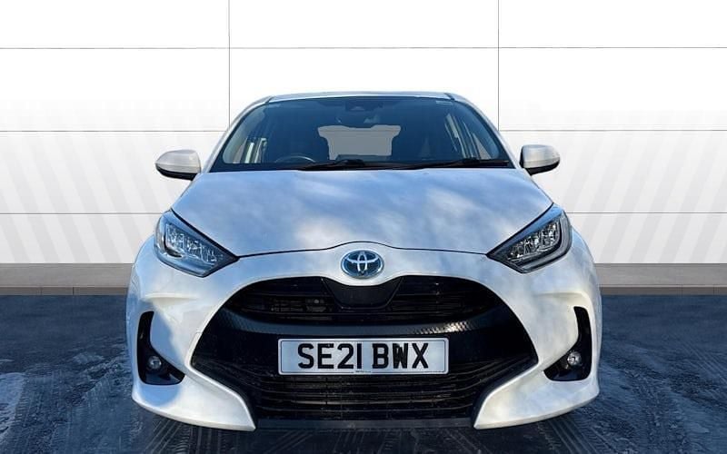 Used Toyota Yaris Hybrid Design 116 HP (85 kW) 2025 Hatchback