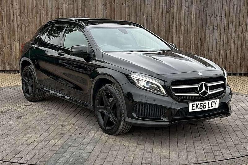 Black Used 2016 Mercedes GLA250 AMG line SUV | £14,495 (Fair price) - Image 1/4