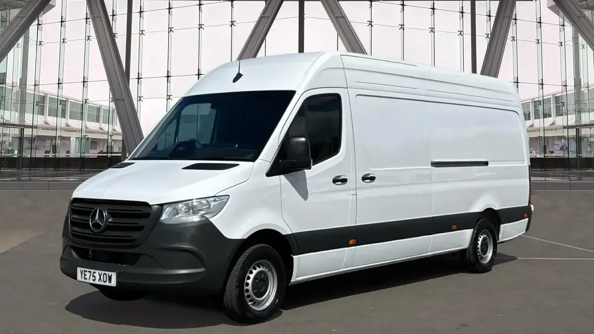 New Mercedes Sprinter 150 HP (110 kW) 2025 White Van