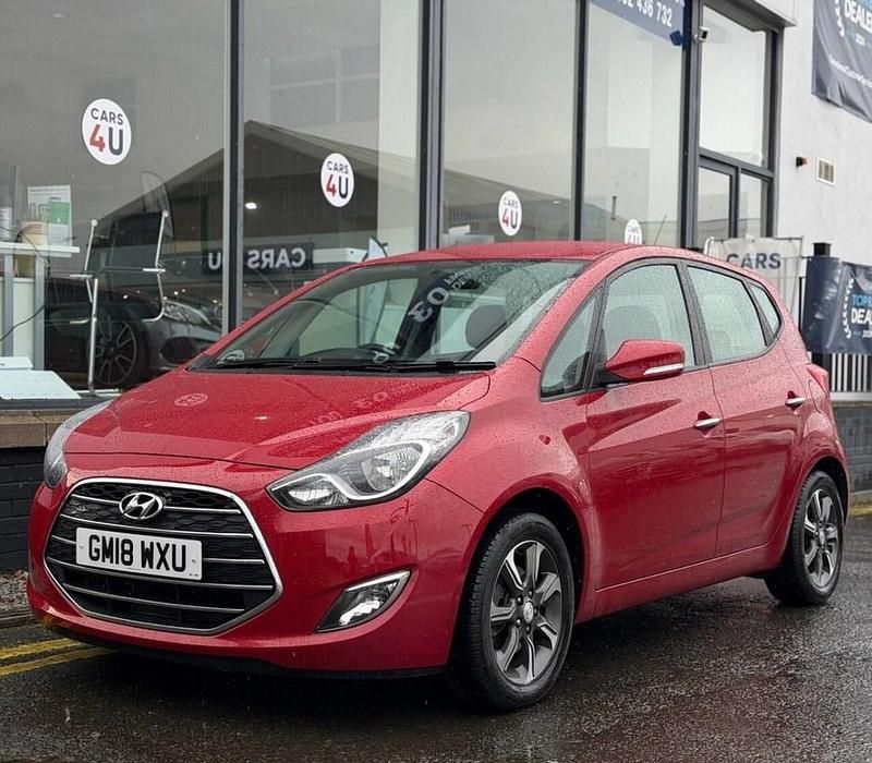 Used Hyundai ix20 SE 125 HP (91 kW) 2018 Red Hatchback
