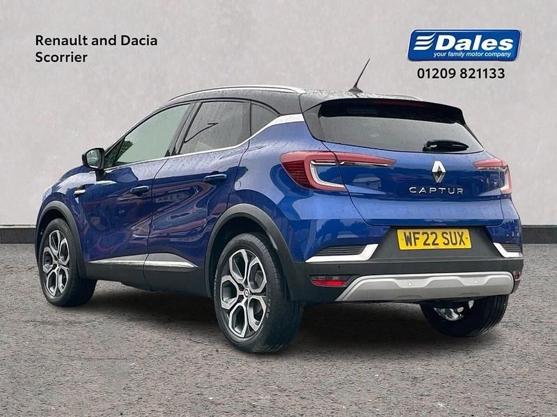 Second-hand Renault Captur SE 140 CP (102 kW) 2022 Albastru SUV