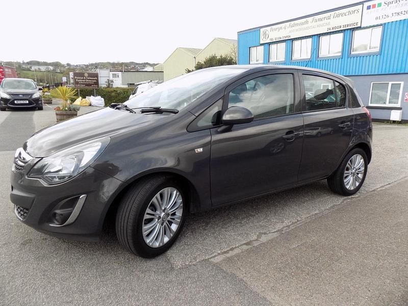 Second-hand Vauxhall Corsa 100 CP (73 kW) 2015 Gri Hatchback