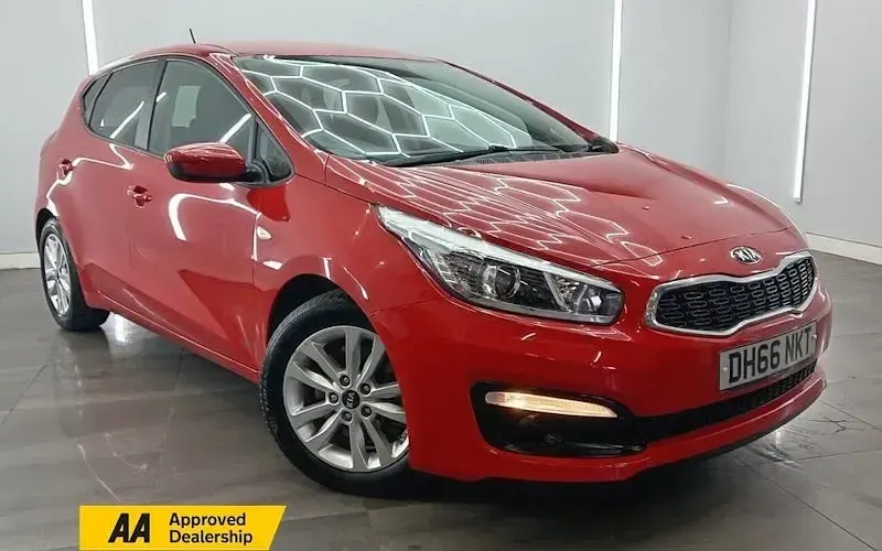 Used Kia Ceed 90 HP (66 kW) 2016 Hatchback