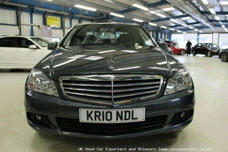 Used Mercedes C180 156 HP (114 kW) 2010 Sedan
