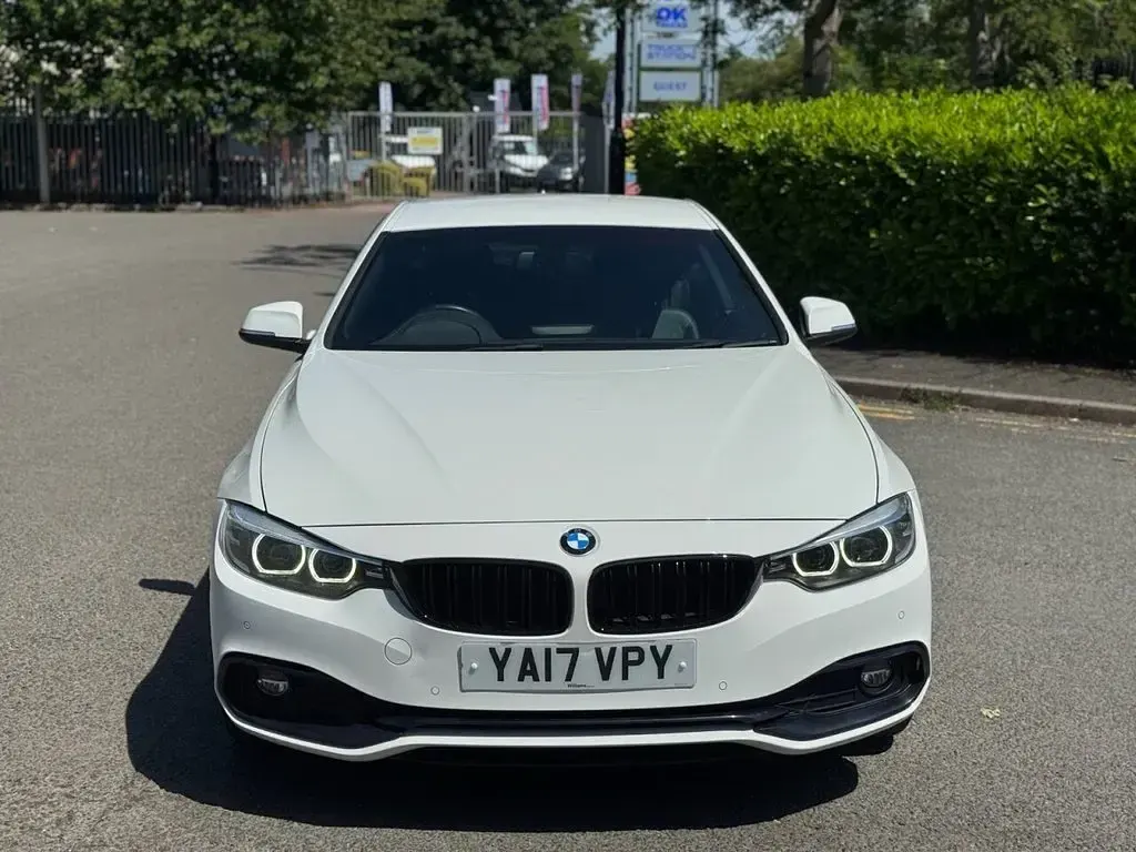 Used BMW 420 Sport Line 190 HP (139 kW) 2017 White Coupe
