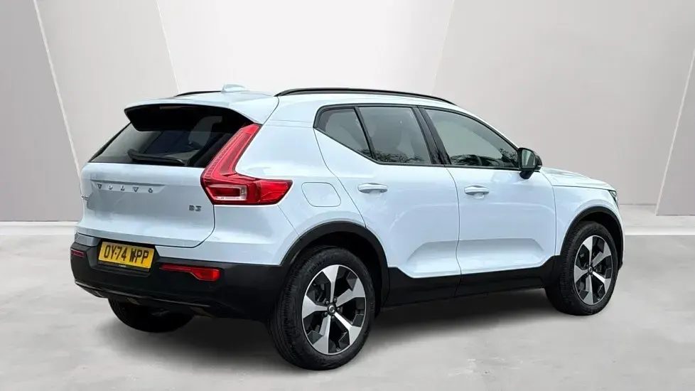 Used Volvo XC40 Plus 161 HP (118 kW) 2024 Blue SUV