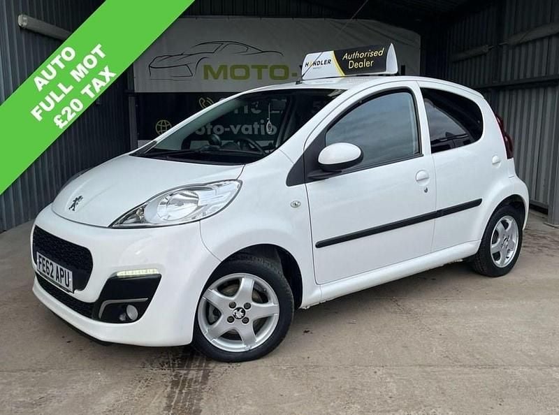 Used Peugeot 107 Allure 68 HP (50 kW) 2013 White Hatchback