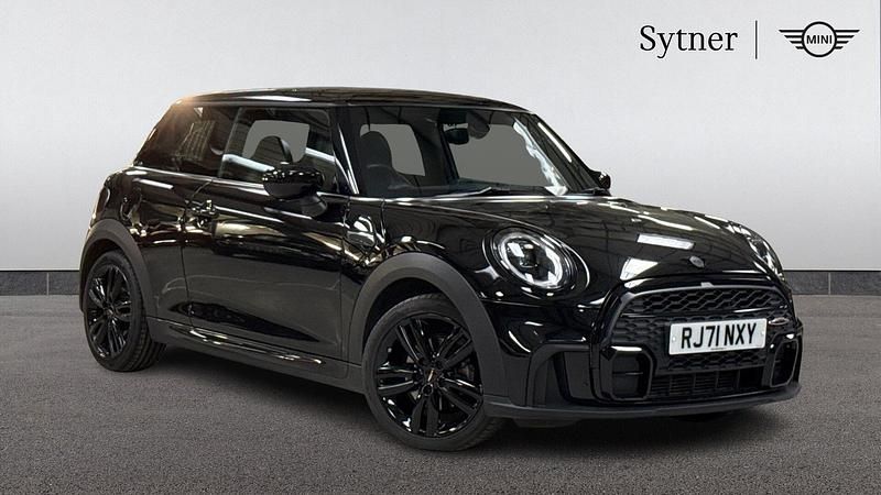Used Mini Cooper Hatch 134 HP (98 kW) 2022 Black Hatchback
