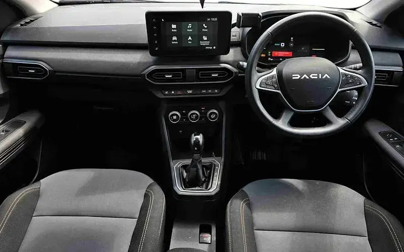 Used Dacia Jogger Extreme 141 HP (103 kW) 2024 Grey MPV